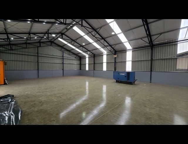 751M² WAREHOUSE TO LET IN EASTLEIGH